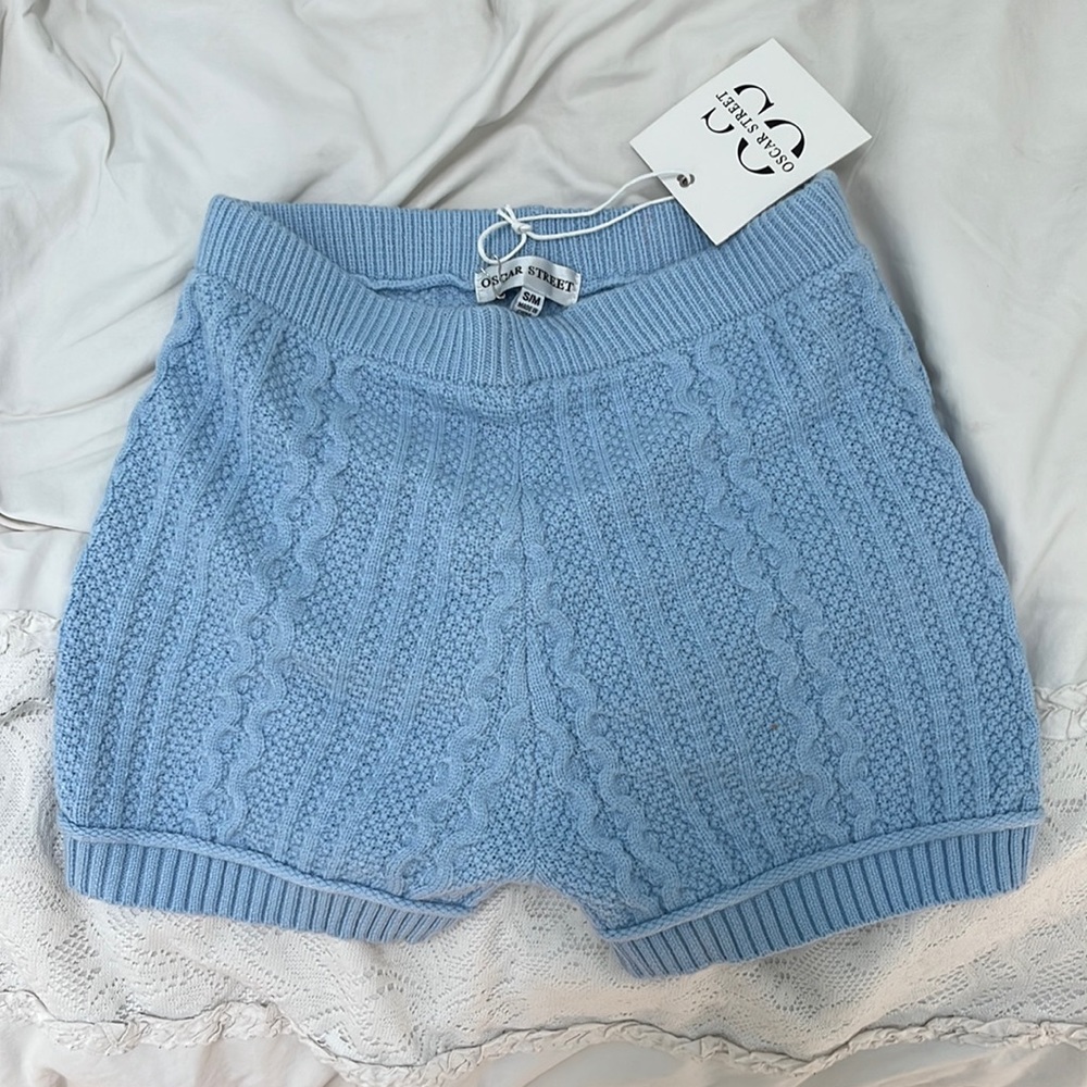brand new verge girl crochet shorts